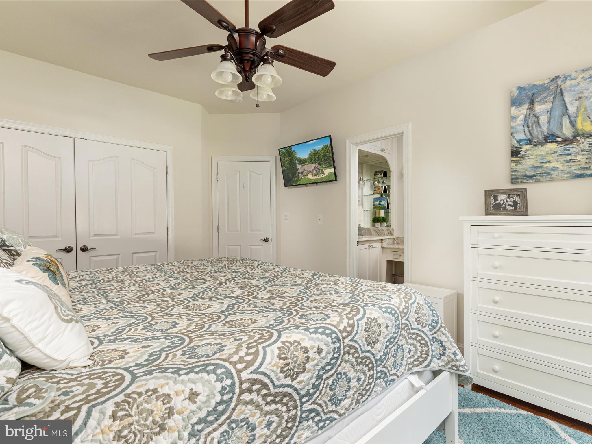 SUNRISE BAY - Residential