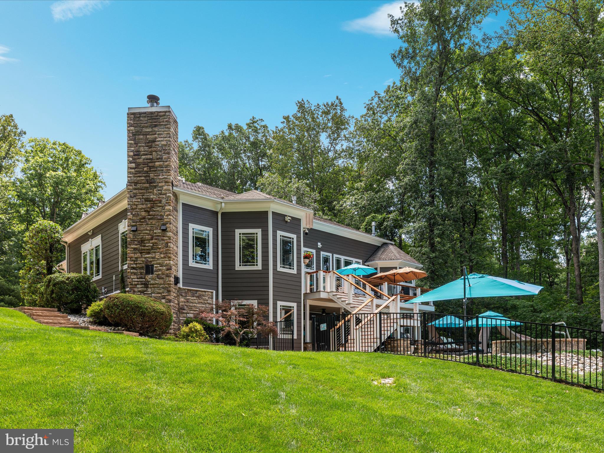 SUNRISE BAY - Residential