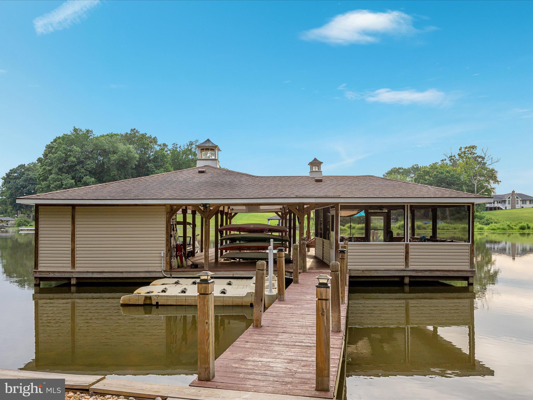 SUNRISE BAY - Residential