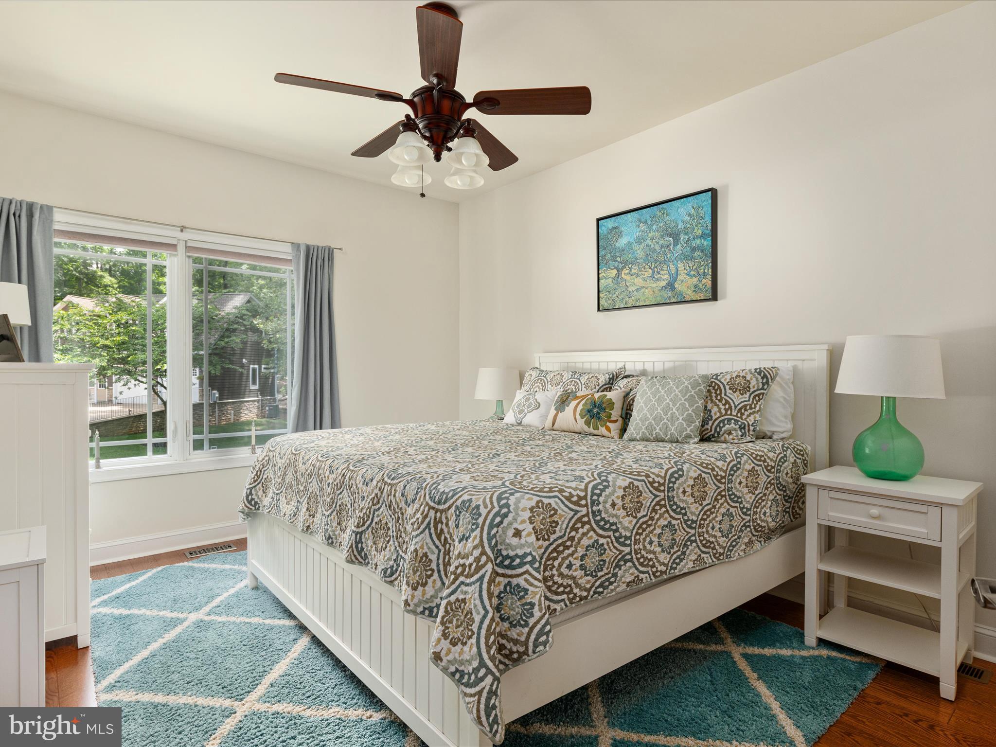 SUNRISE BAY - Residential