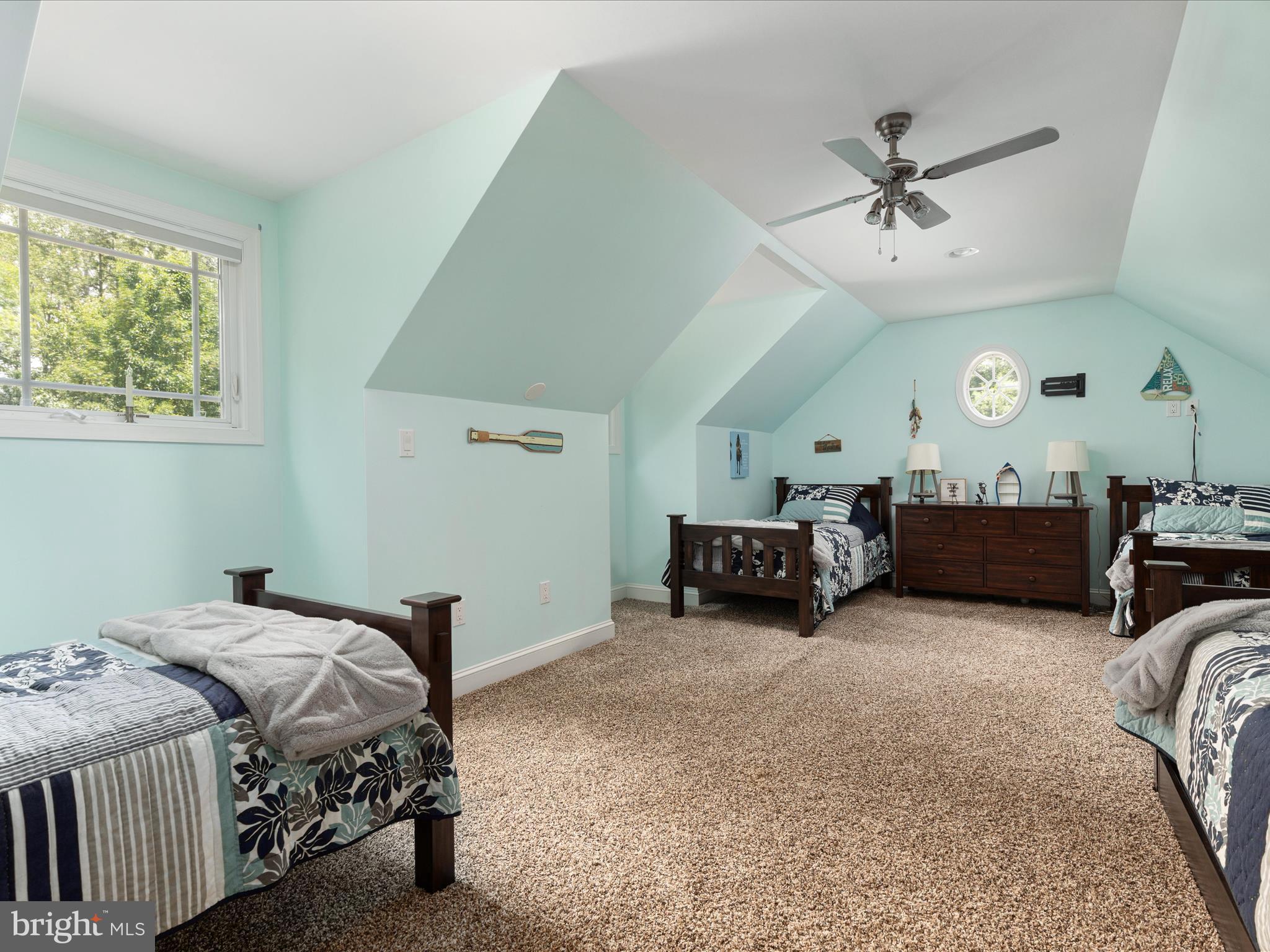 SUNRISE BAY - Residential