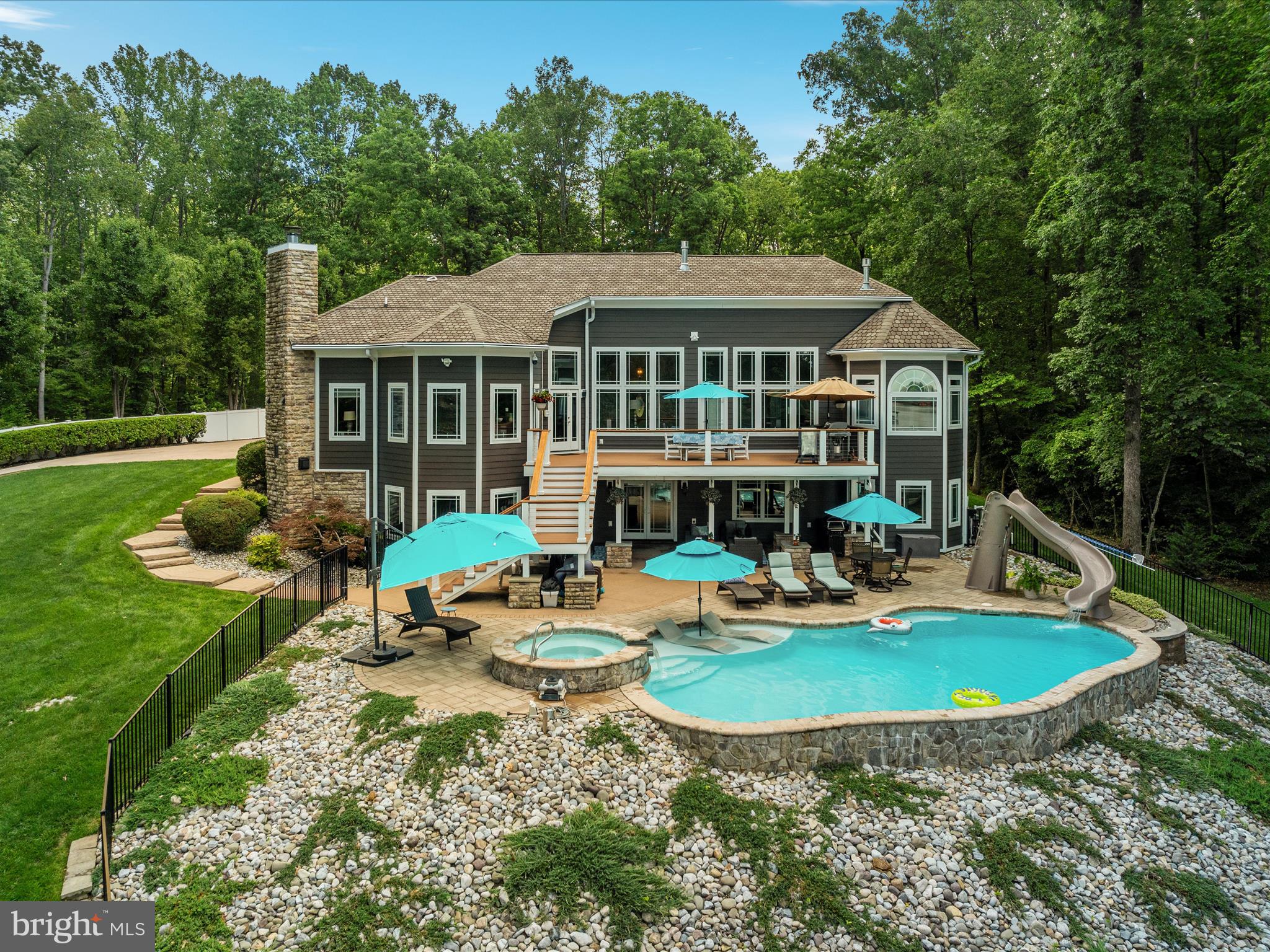 SUNRISE BAY - Residential