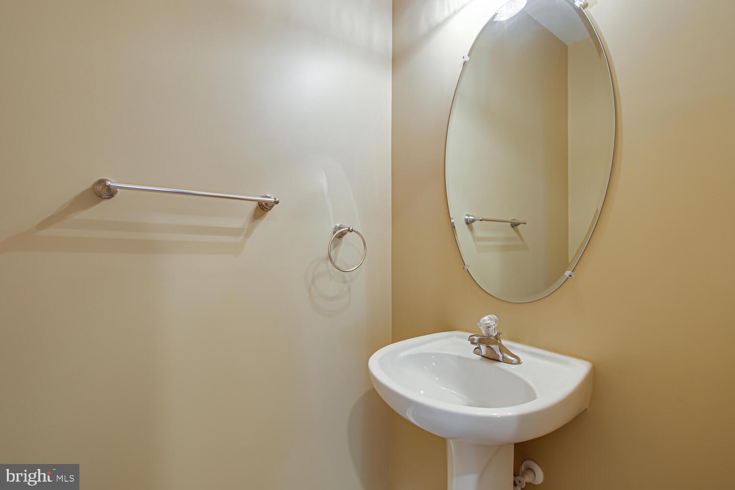 PARKWAY WEST - Residential