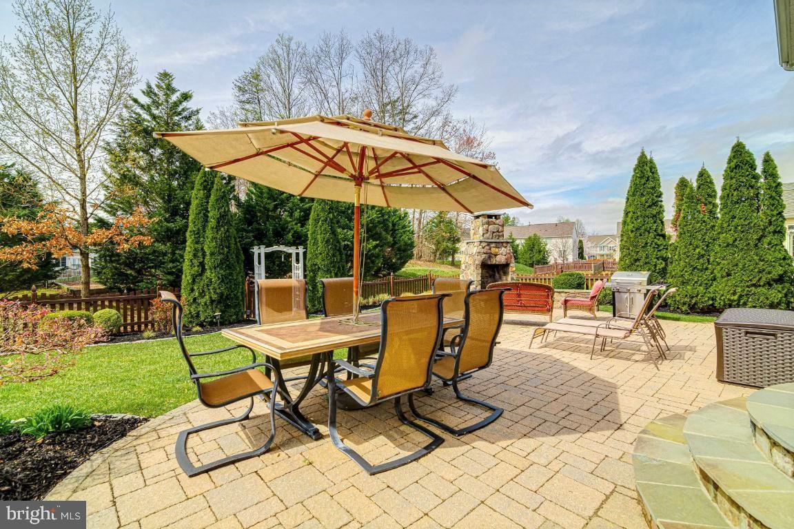 PARKWAY WEST - Residential