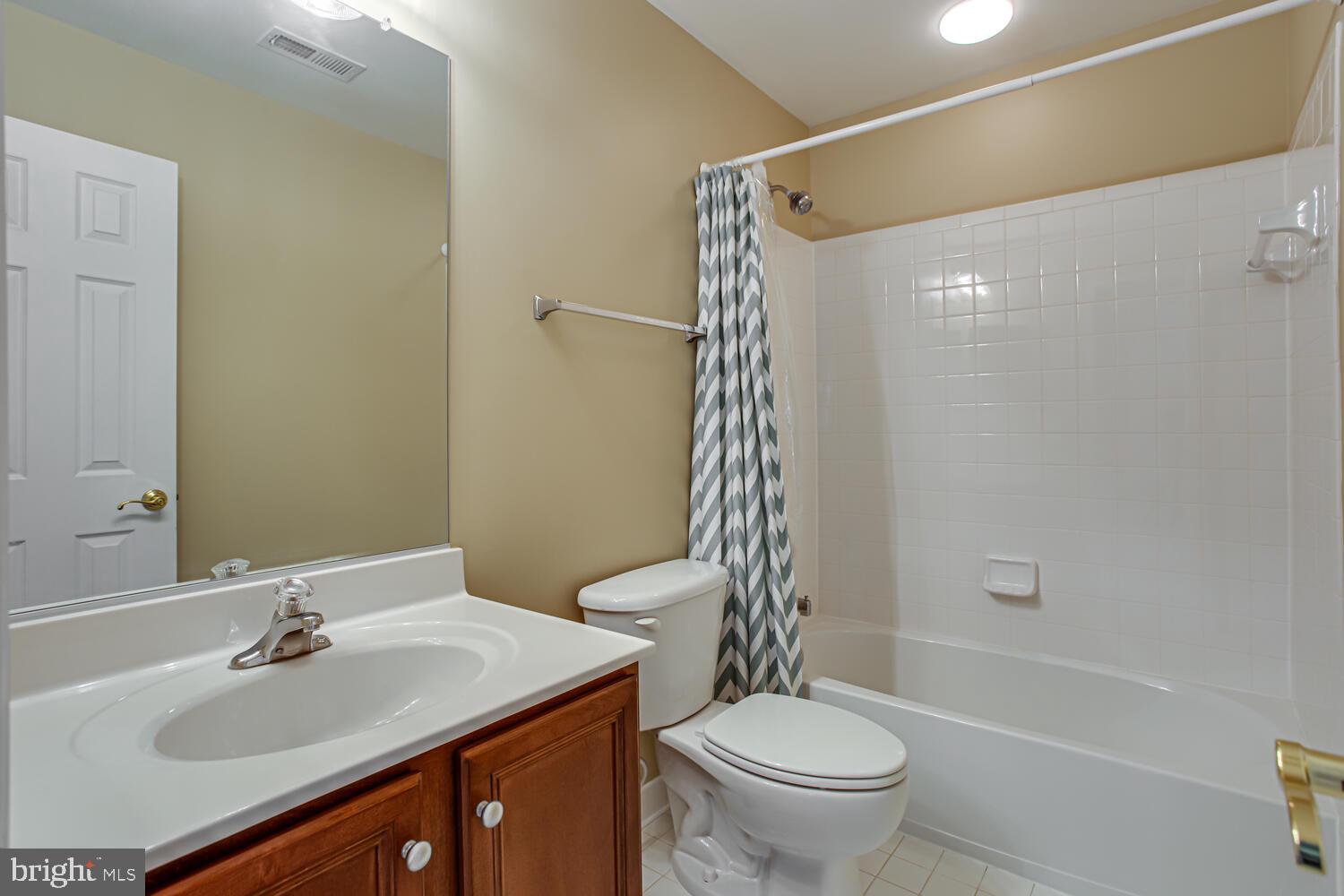 PARKWAY WEST - Residential