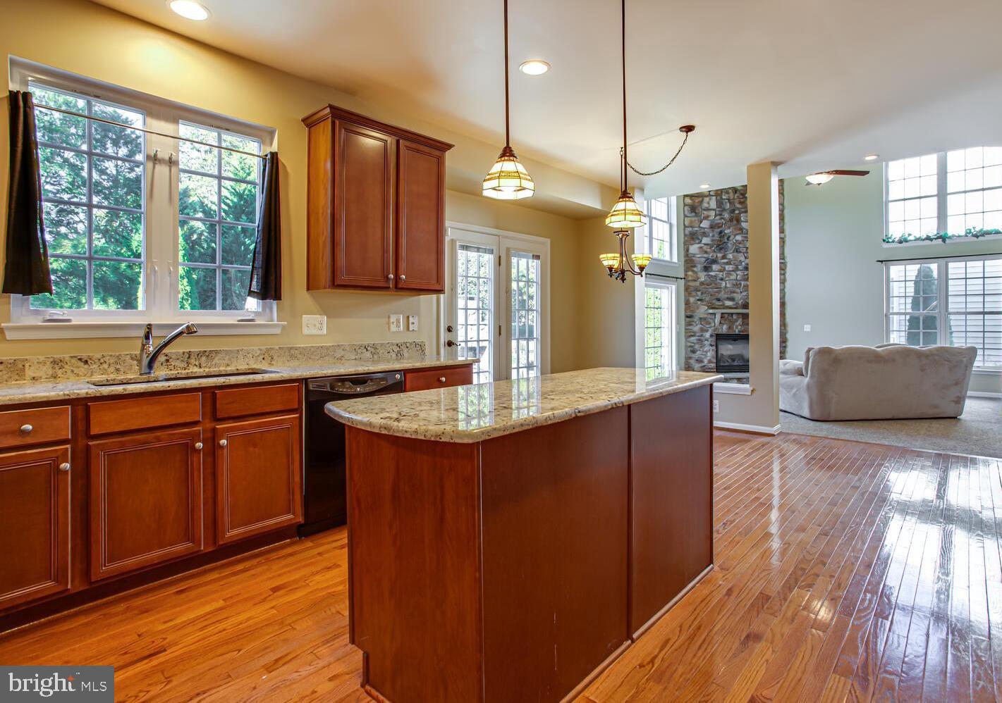 PARKWAY WEST - Residential