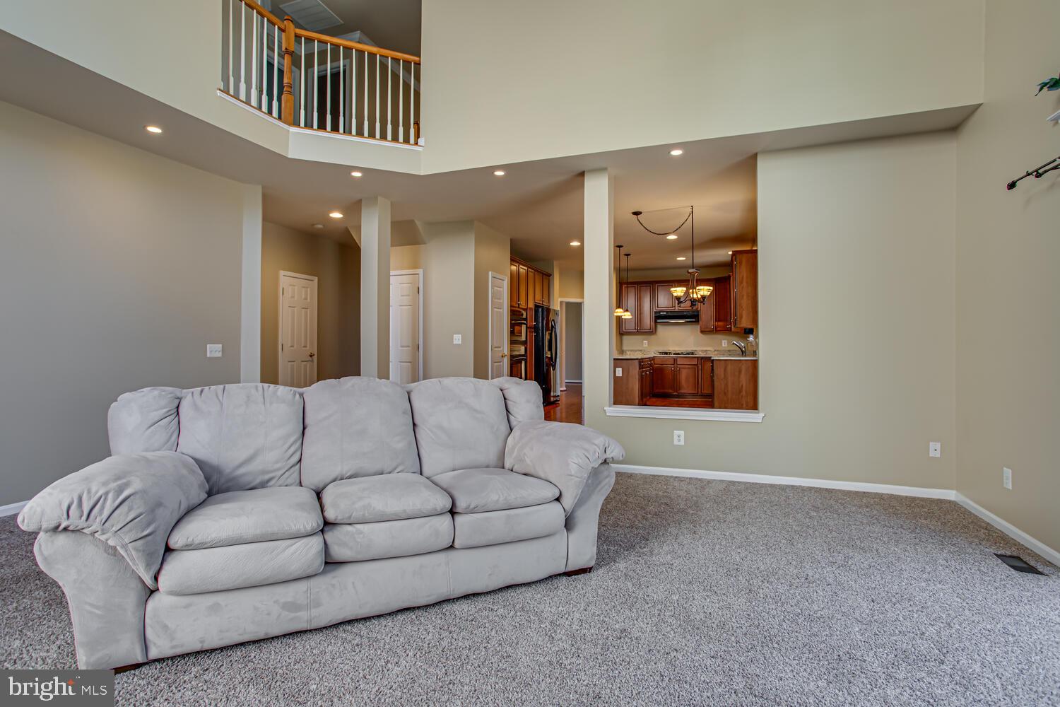 PARKWAY WEST - Residential