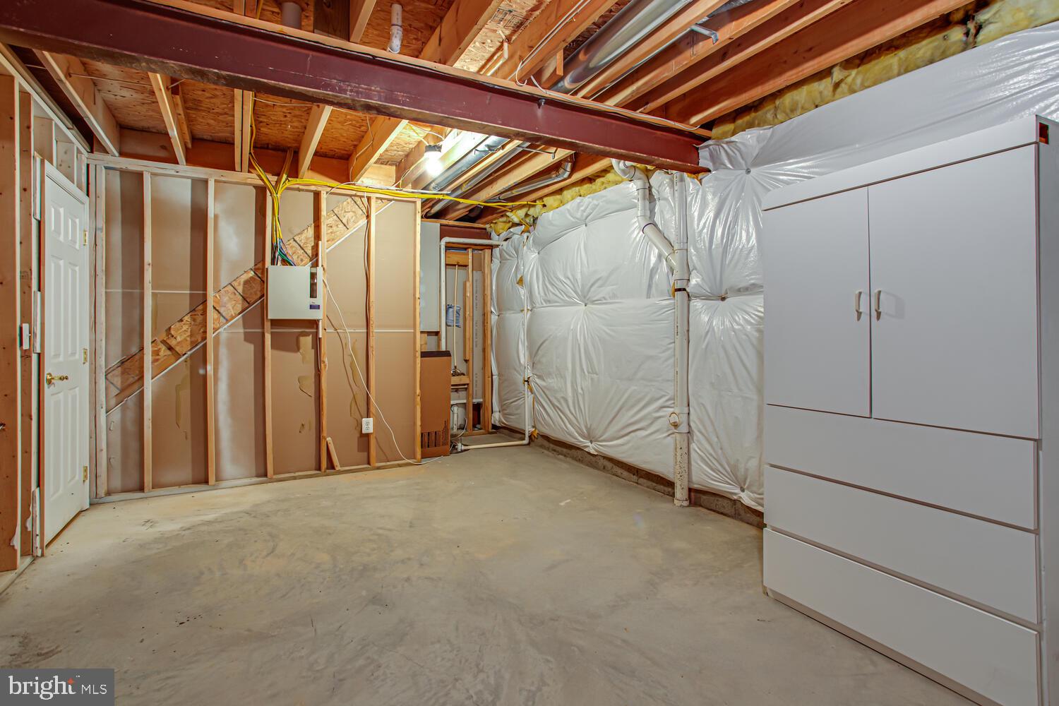 PARKWAY WEST - Residential