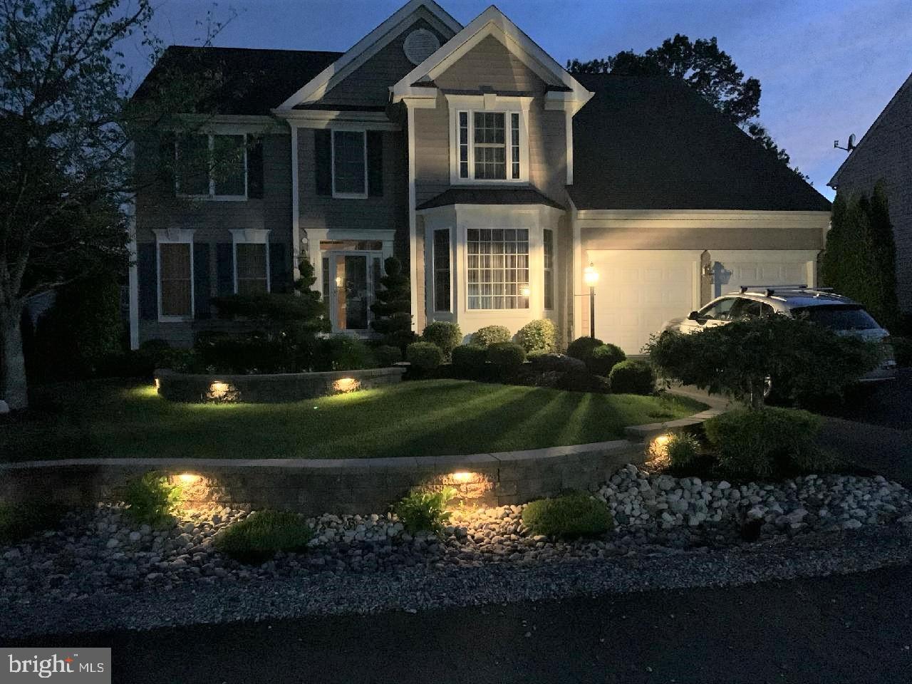 PARKWAY WEST - Residential