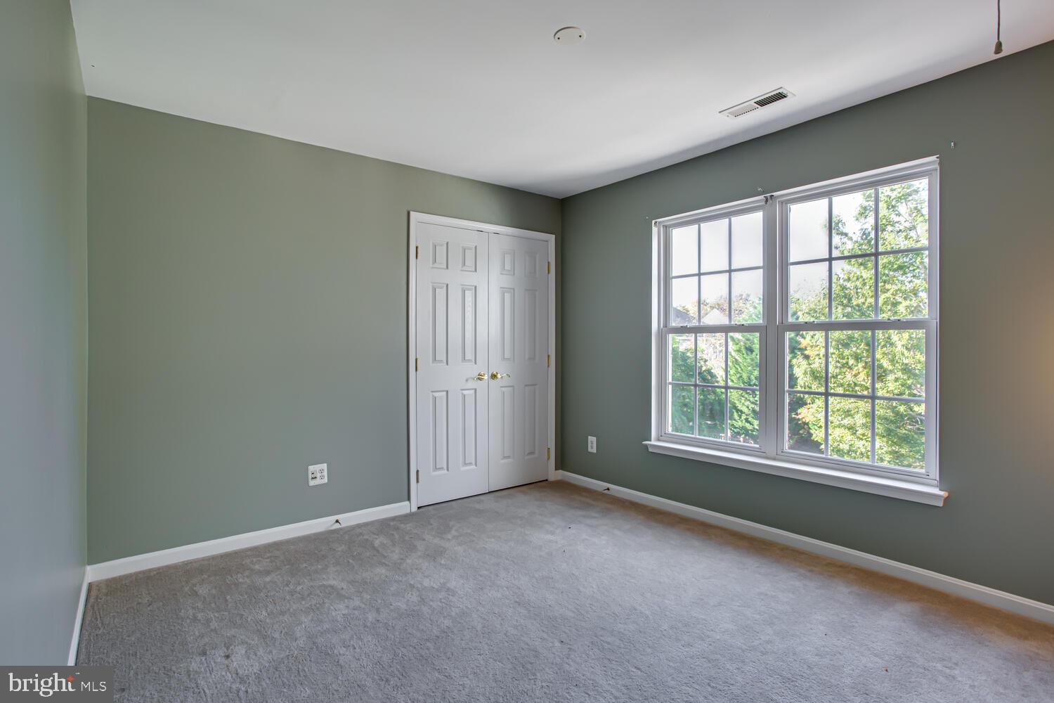 PARKWAY WEST - Residential