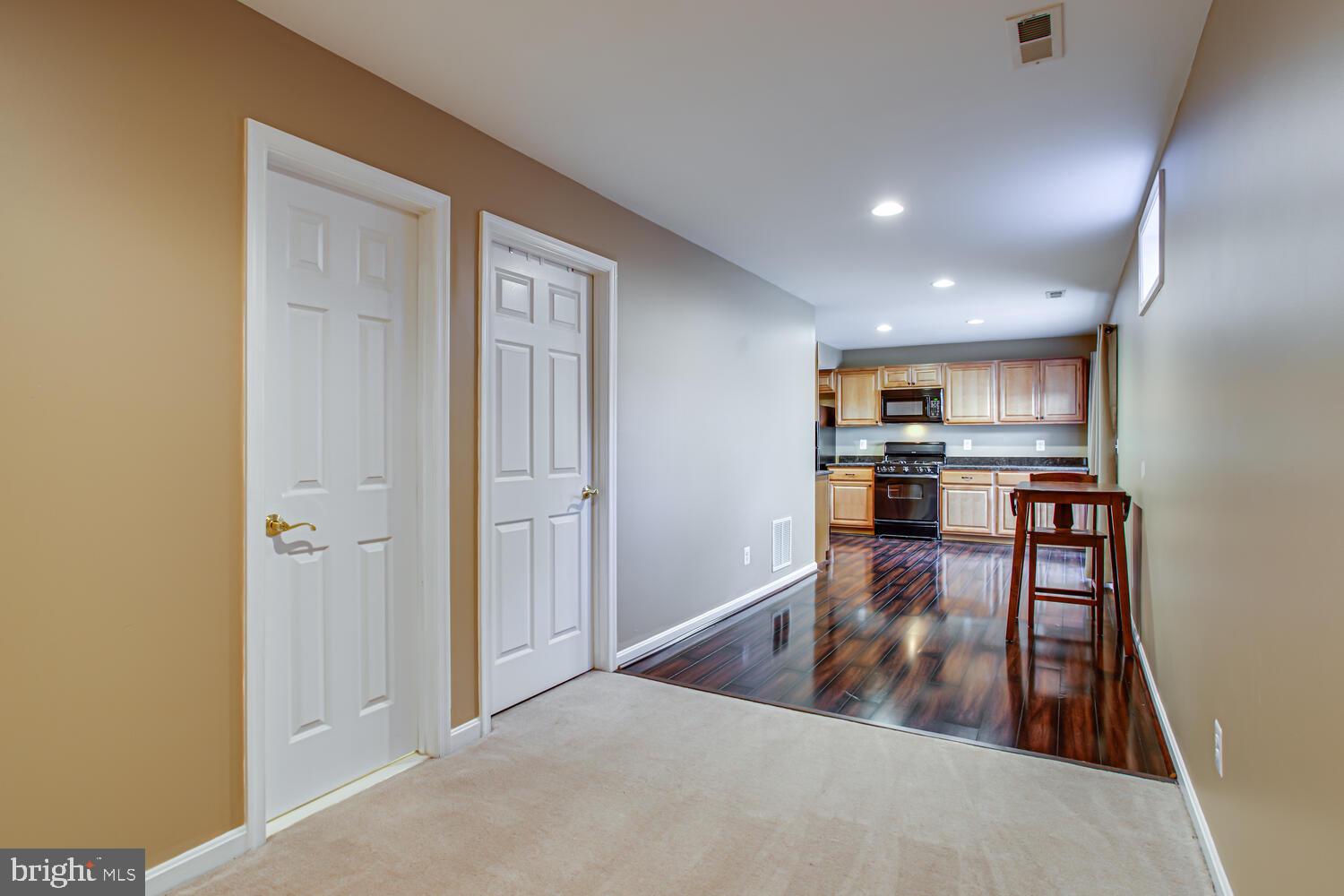 PARKWAY WEST - Residential