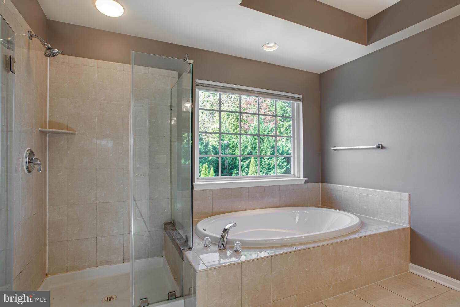 PARKWAY WEST - Residential