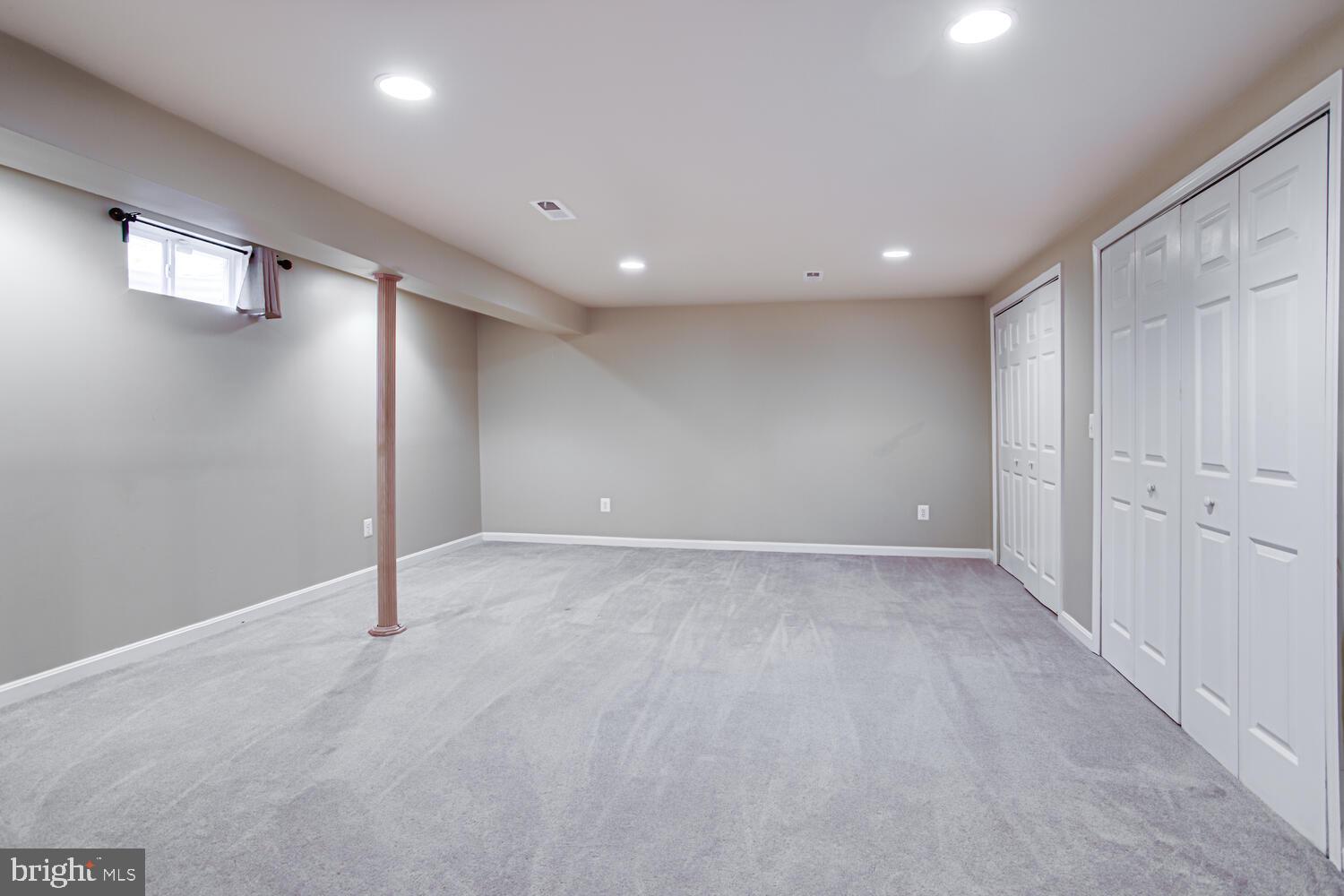 PARKWAY WEST - Residential