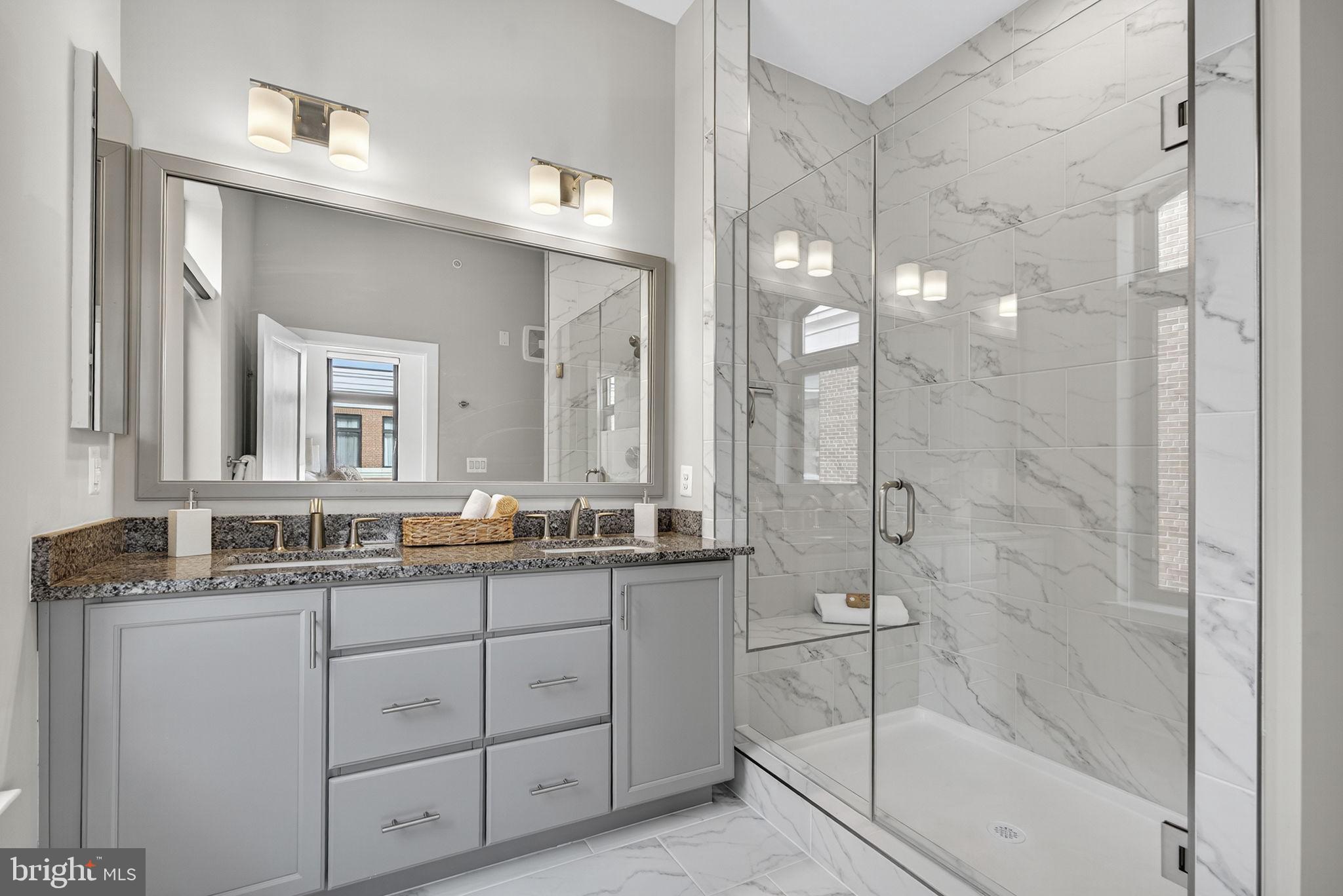 KING STREET STATION CONDO - Residential