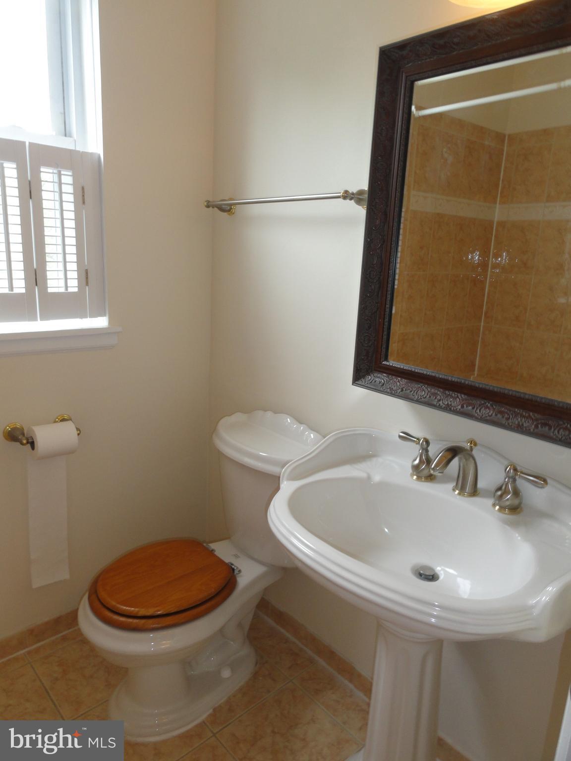 FAIRLINGTON VILLAGES - Residential Lease