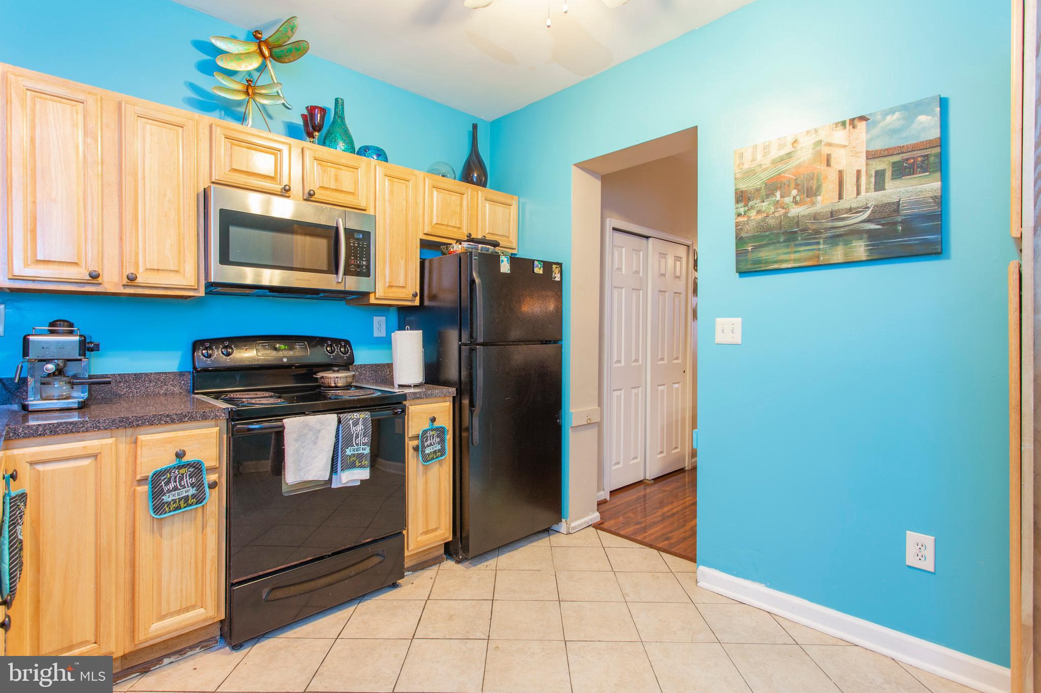 POINT BREEZE - Residential