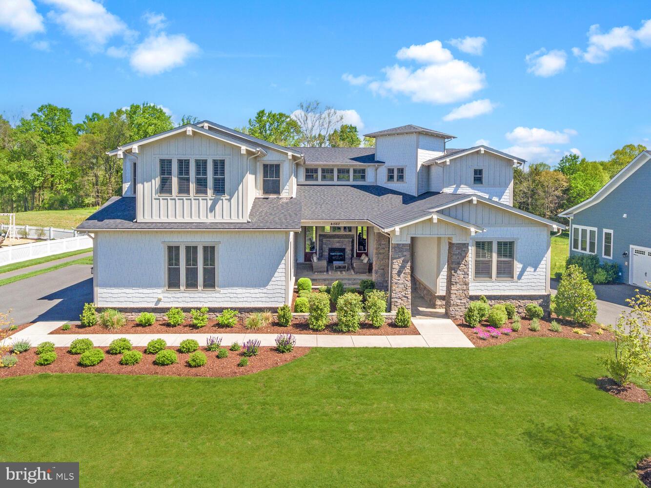 41562 HEPATICA COURT
