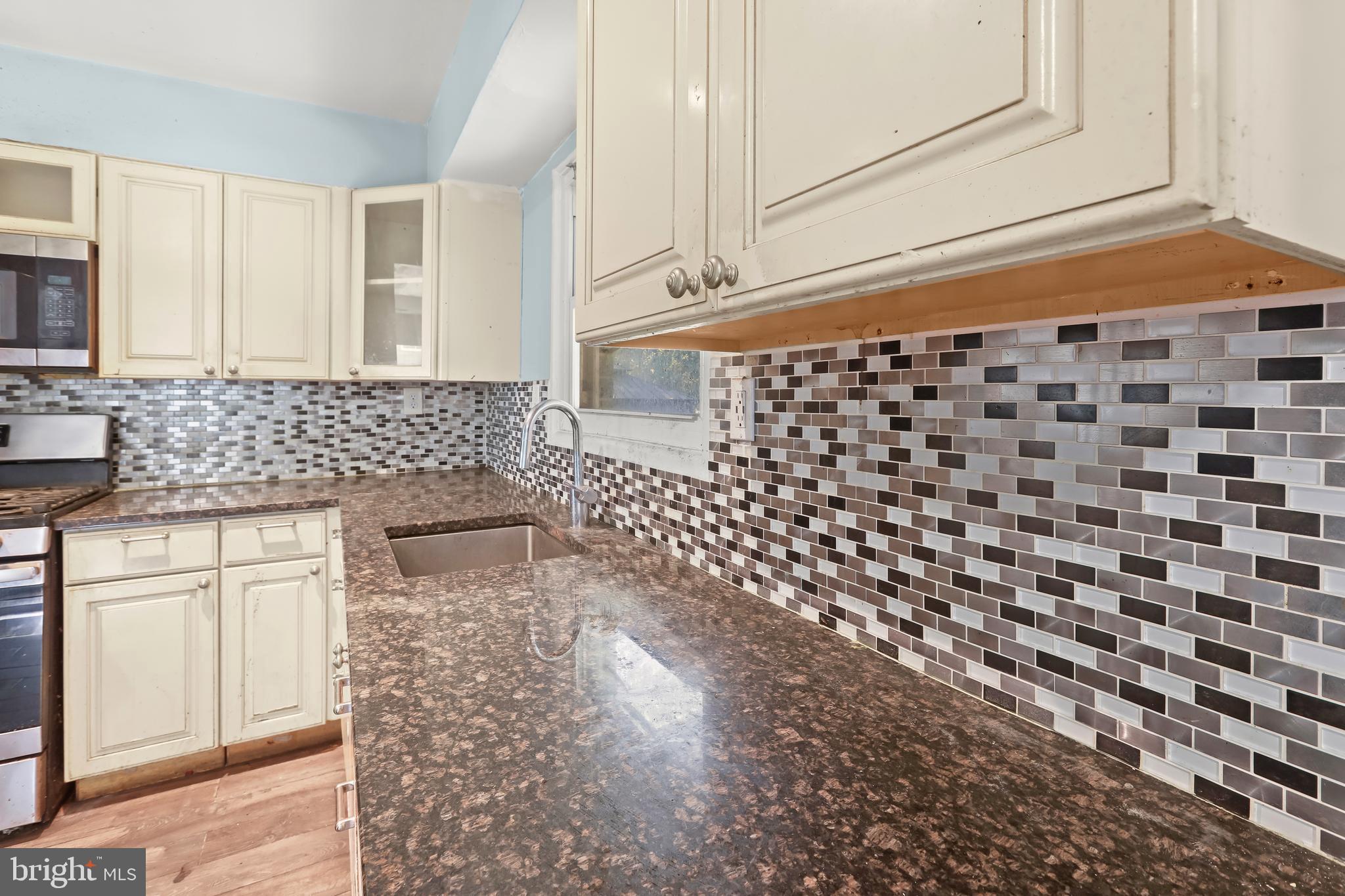 KENT VILLAGE - Residential