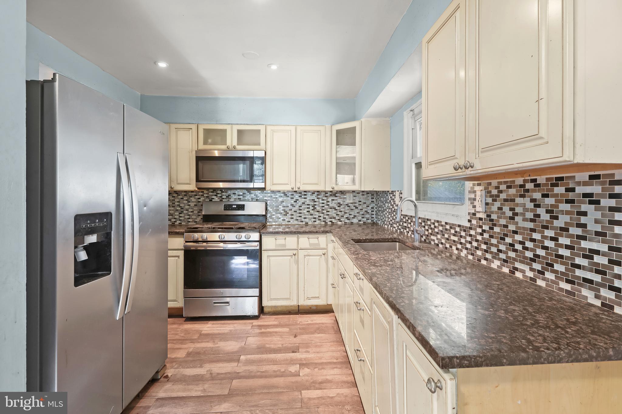 KENT VILLAGE - Residential