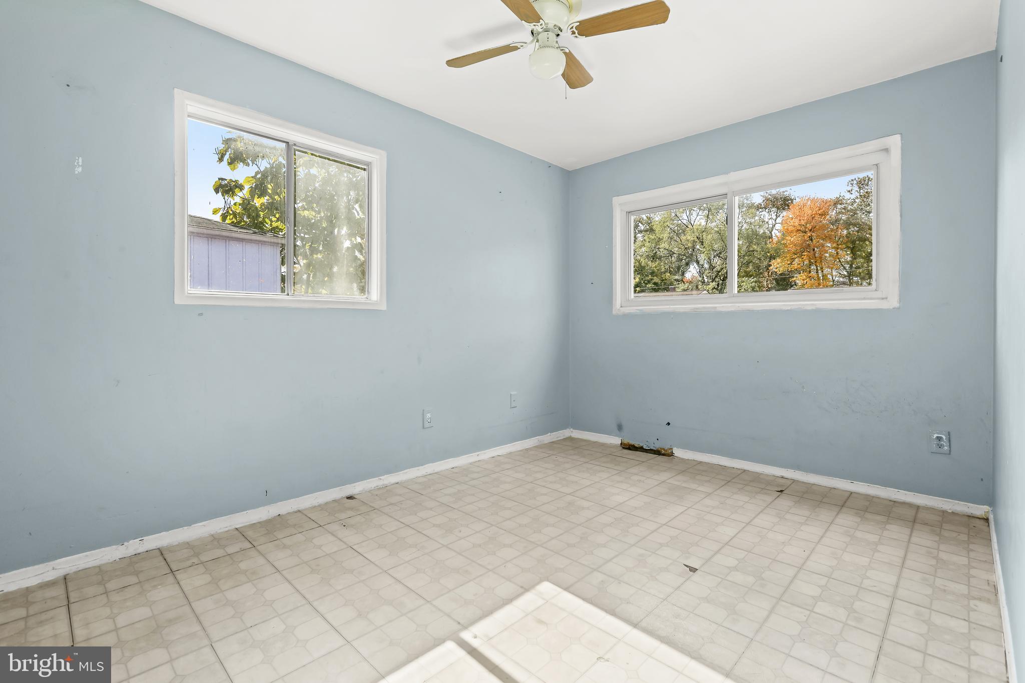 KENT VILLAGE - Residential