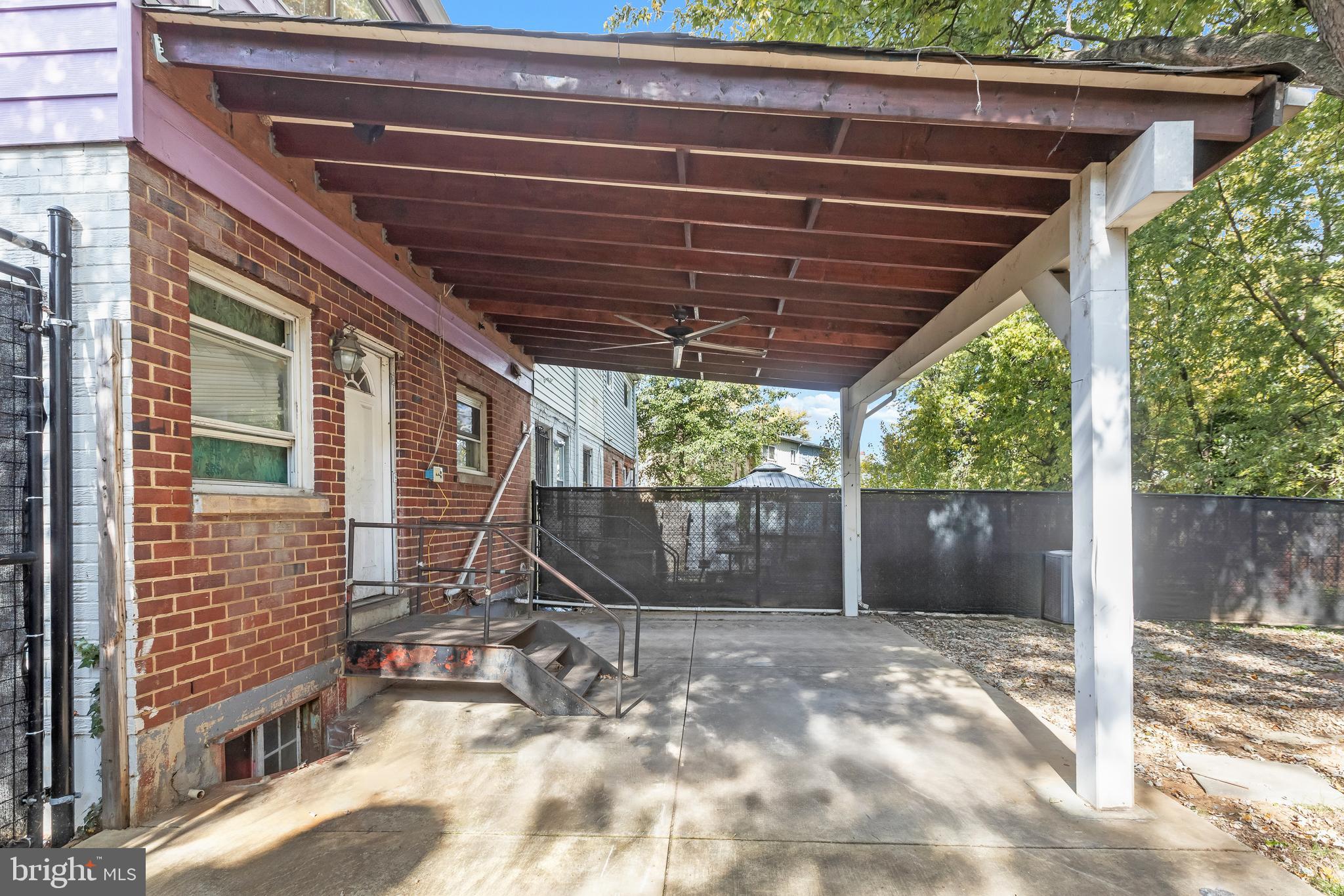 KENT VILLAGE - Residential