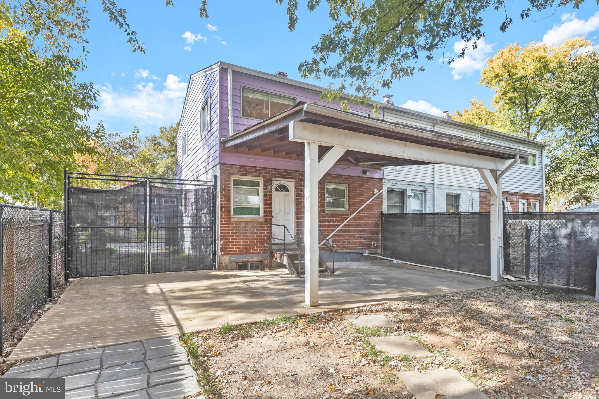 KENT VILLAGE - Residential