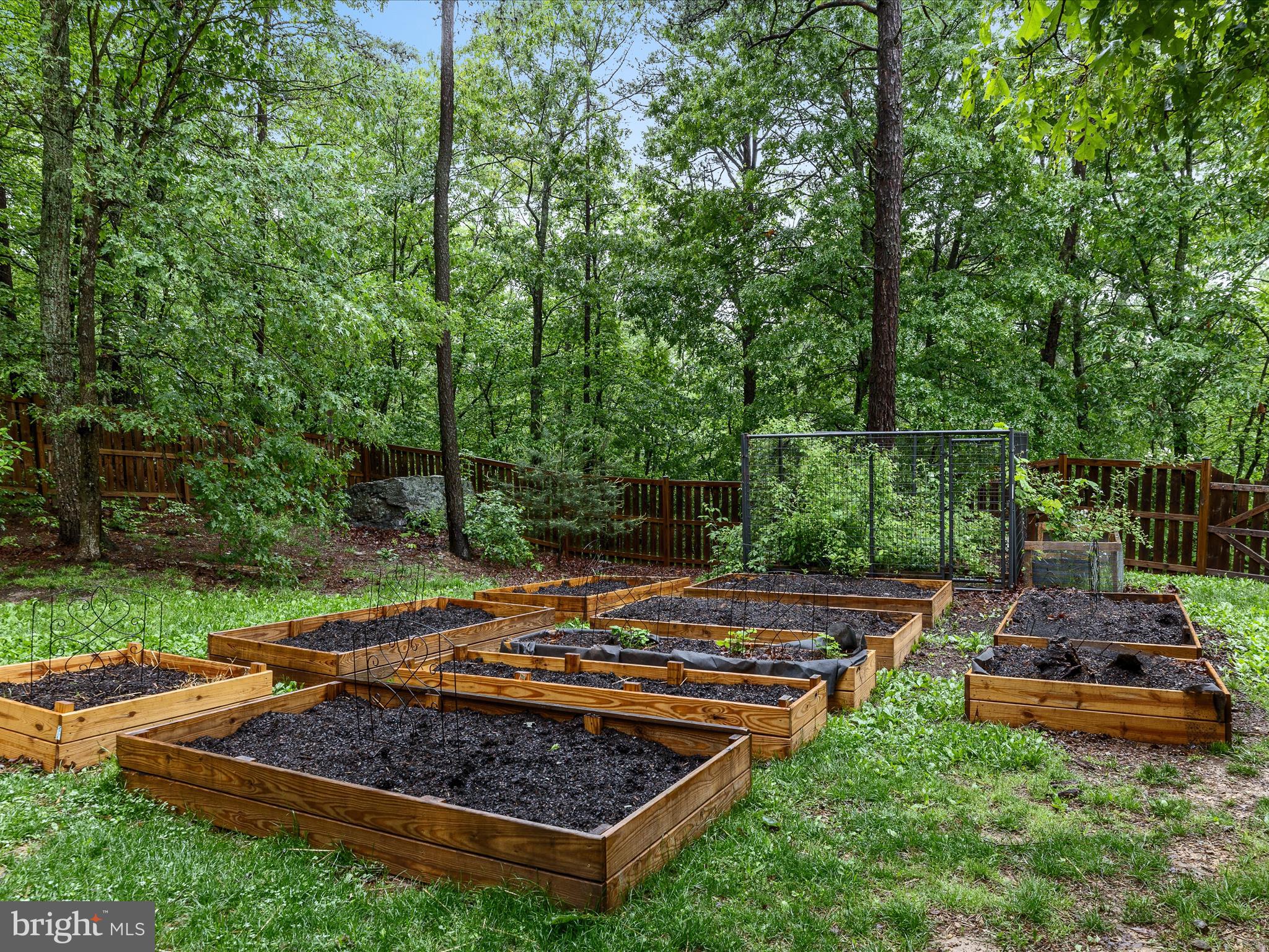 RITTERS HIDDEN VALLEY - Residential