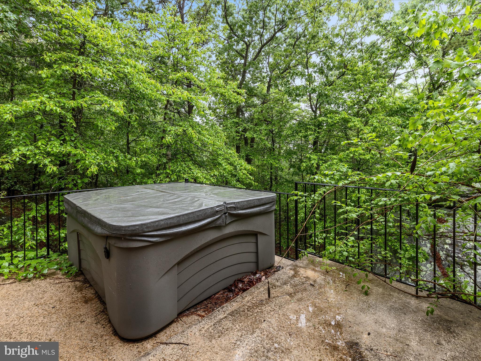 RITTERS HIDDEN VALLEY - Residential