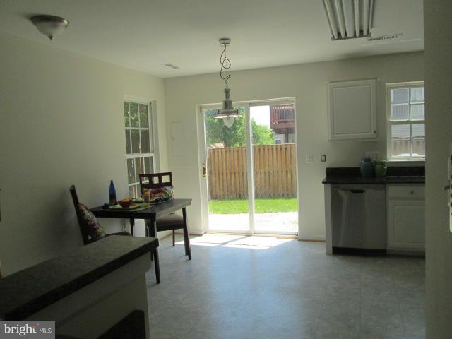 SOUTH RIDING - Residential