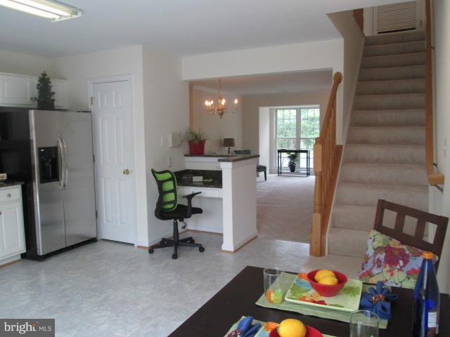 SOUTH RIDING - Residential