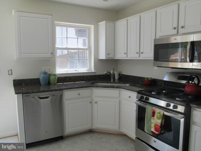 SOUTH RIDING - Residential