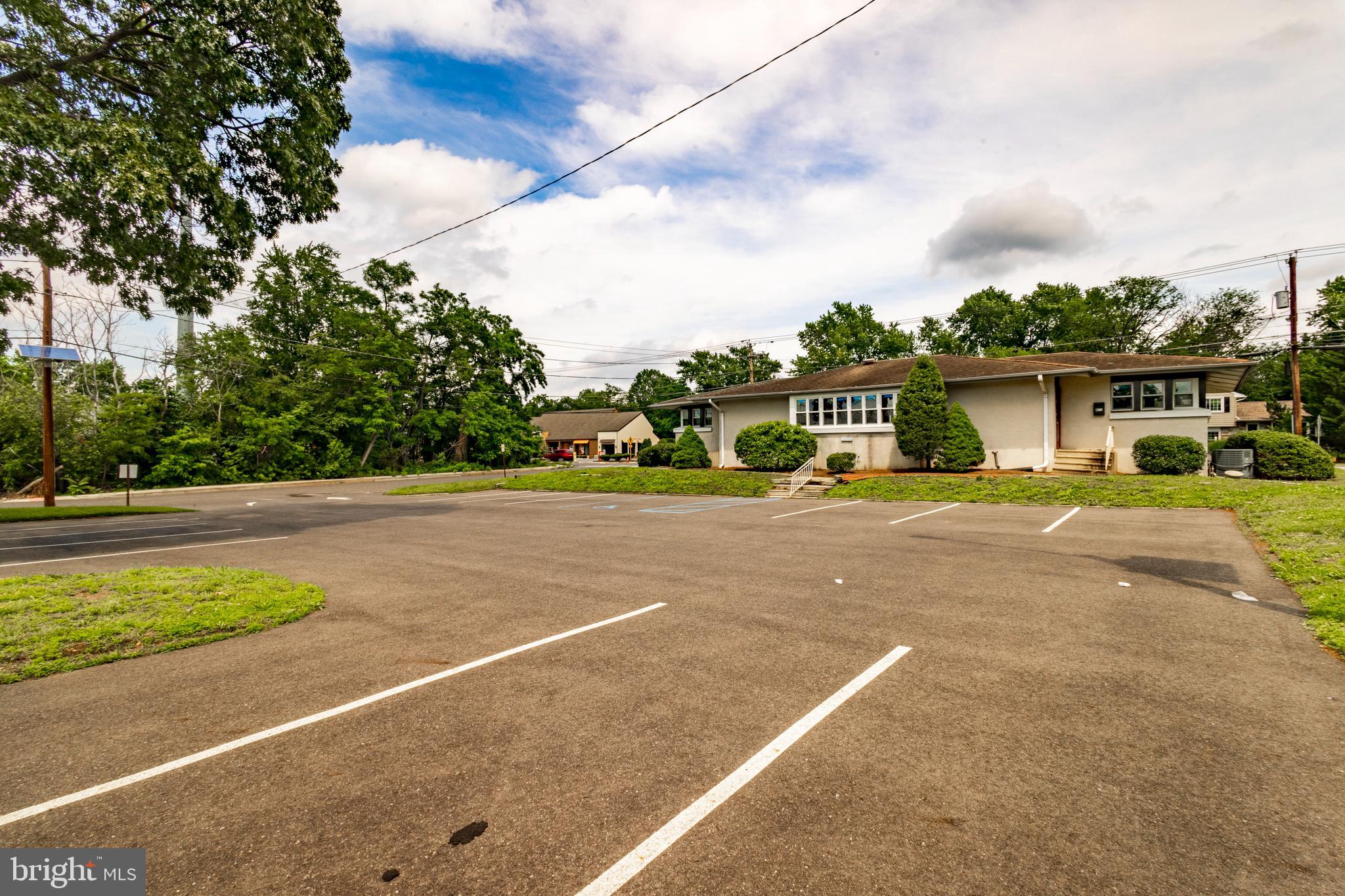 102 S BURNT MILL ROAD