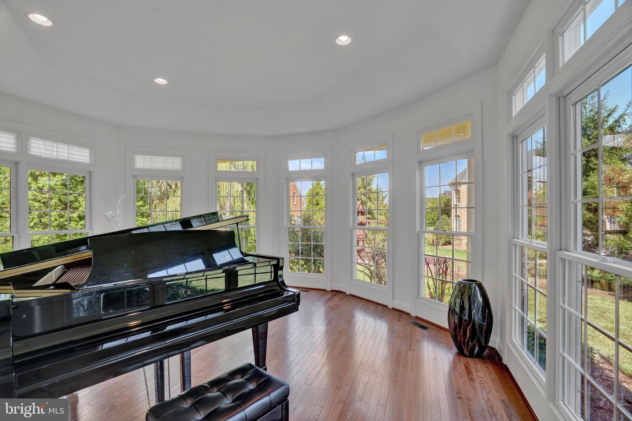 OAK HILL RESERVE - Residential