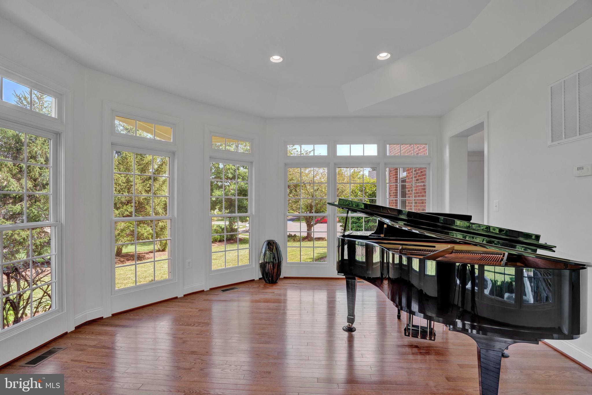 OAK HILL RESERVE - Residential