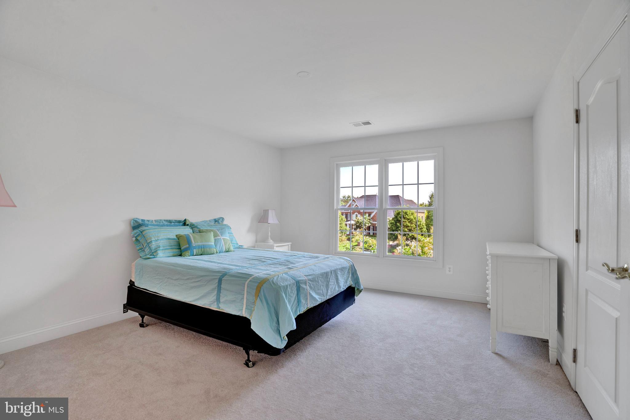 OAK HILL RESERVE - Residential