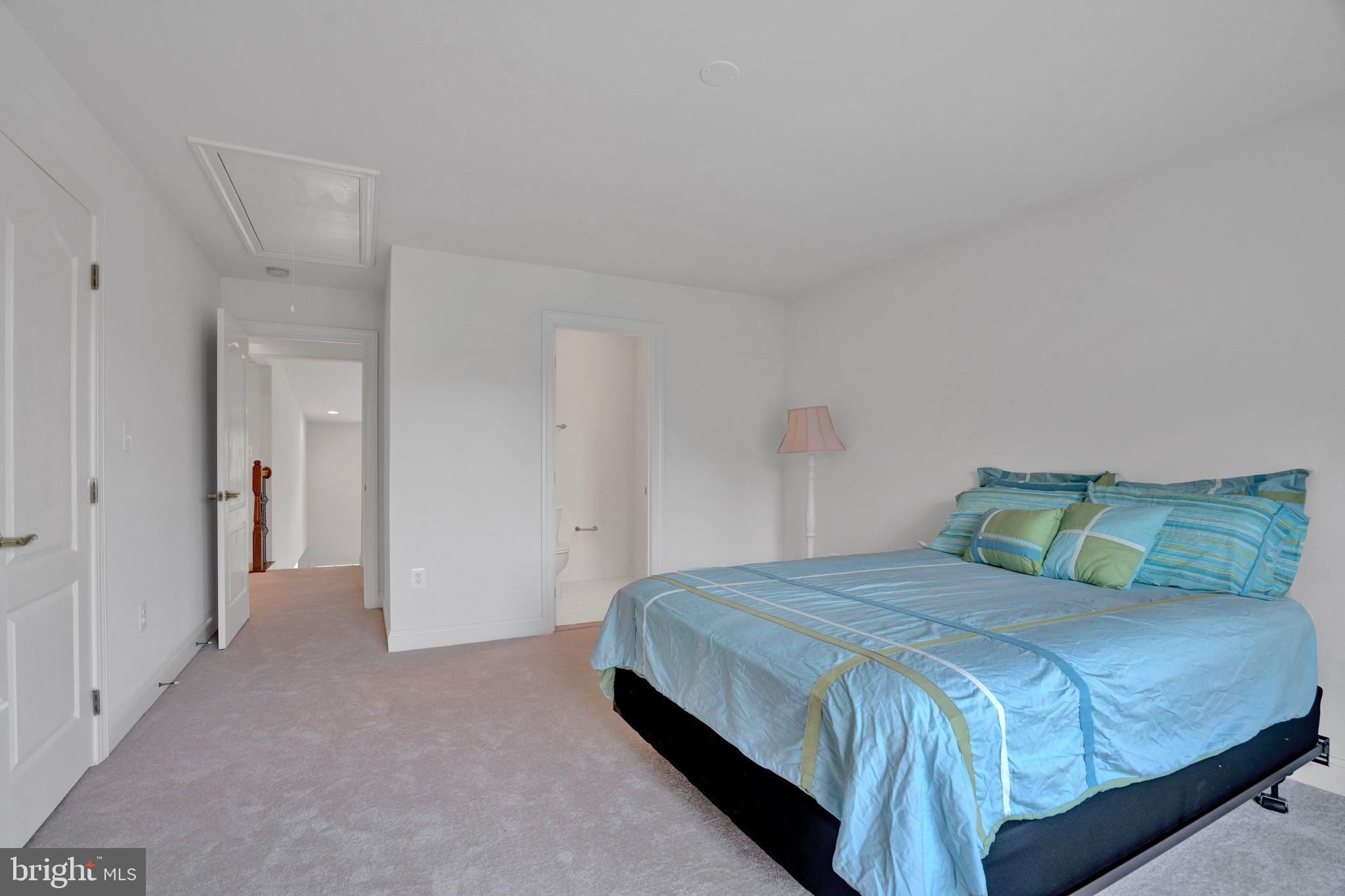 OAK HILL RESERVE - Residential