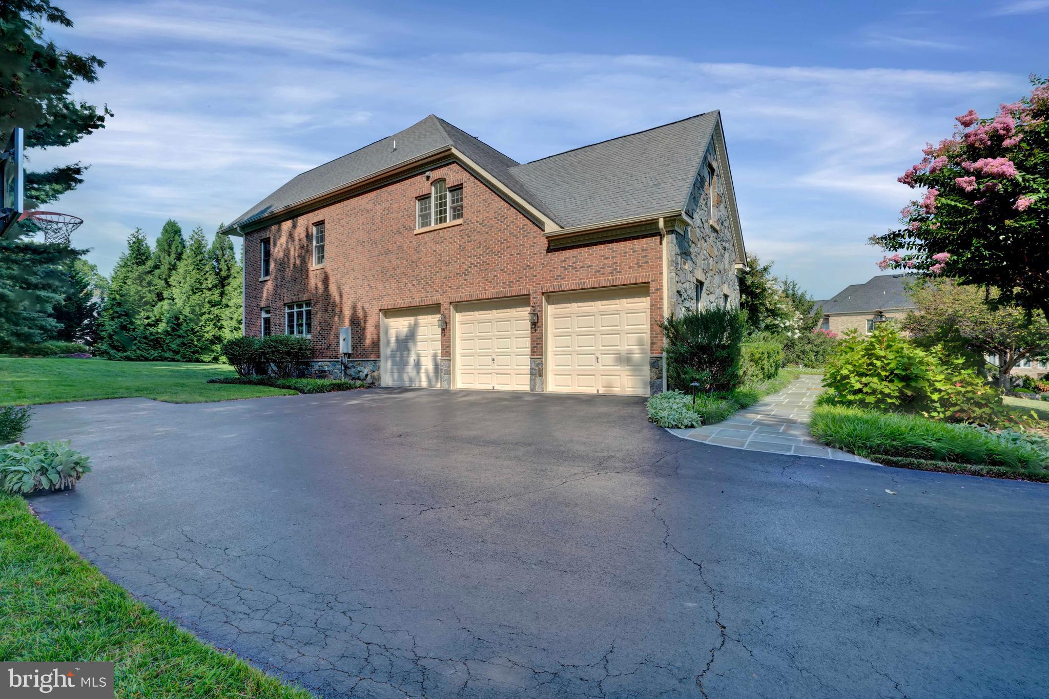 OAK HILL RESERVE - Residential