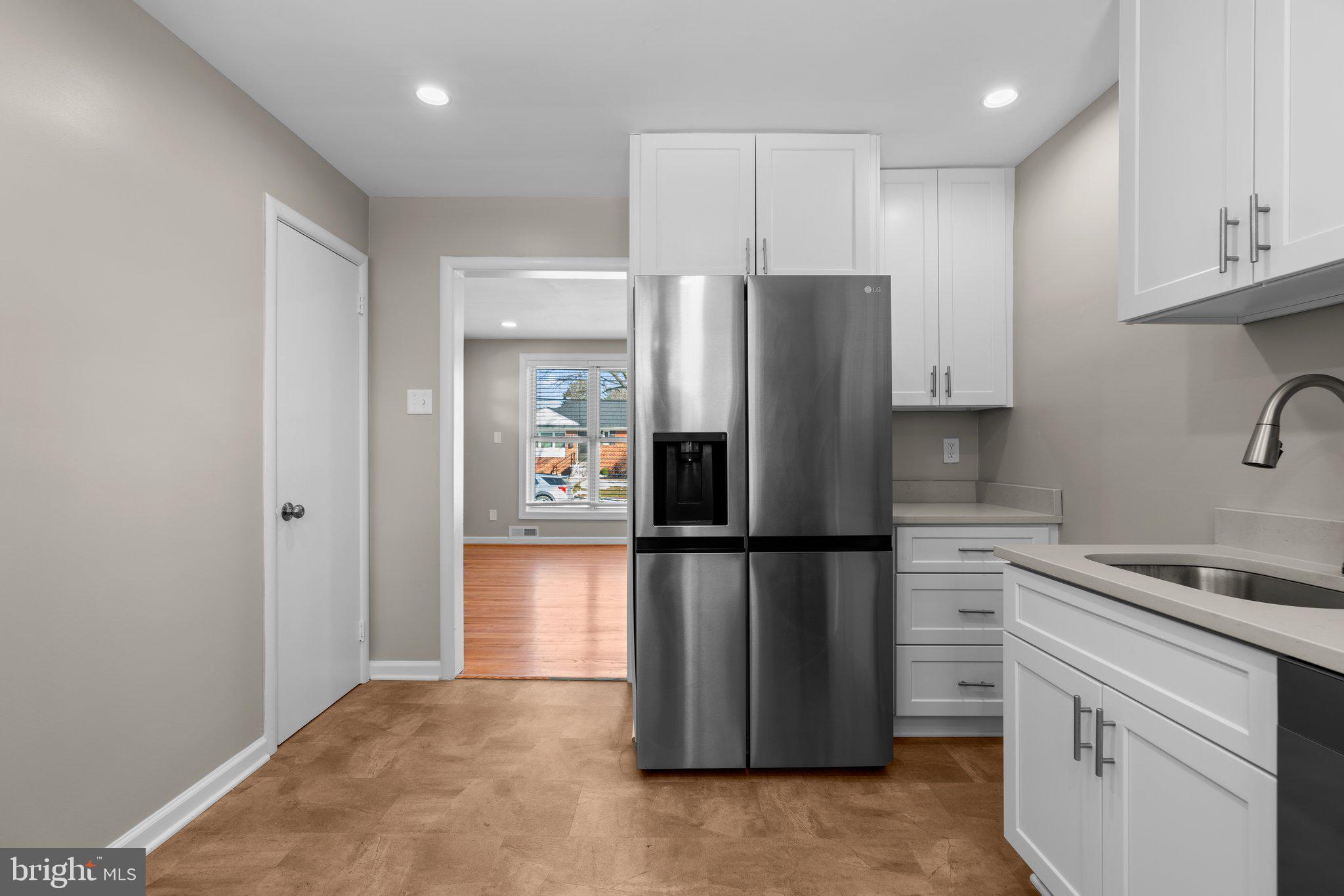 CONNECTICUT AVENUE ESTATES - Residential Lease