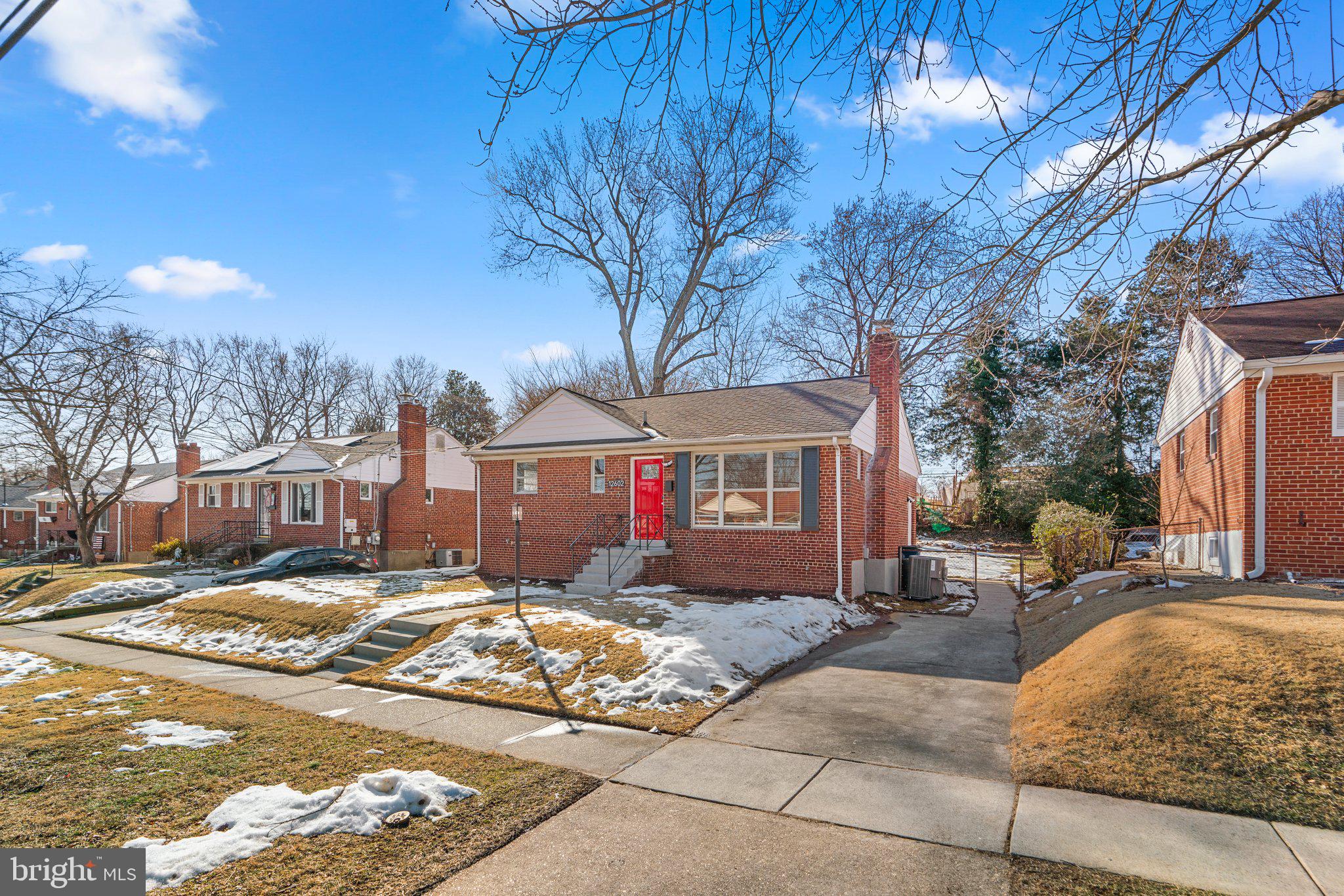 CONNECTICUT AVENUE ESTATES - Residential Lease