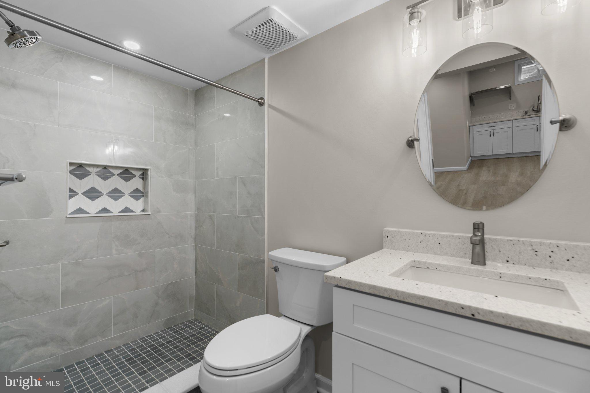 CONNECTICUT AVENUE ESTATES - Residential Lease