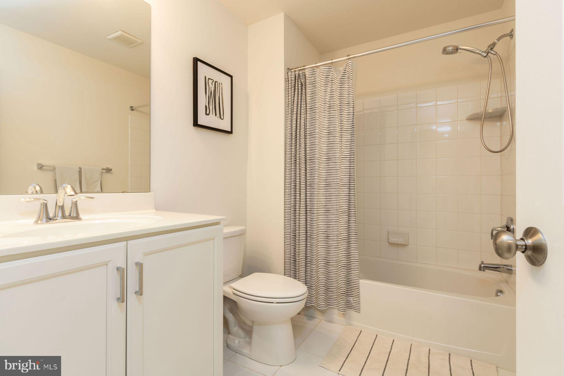 COLEBROOK - Residential