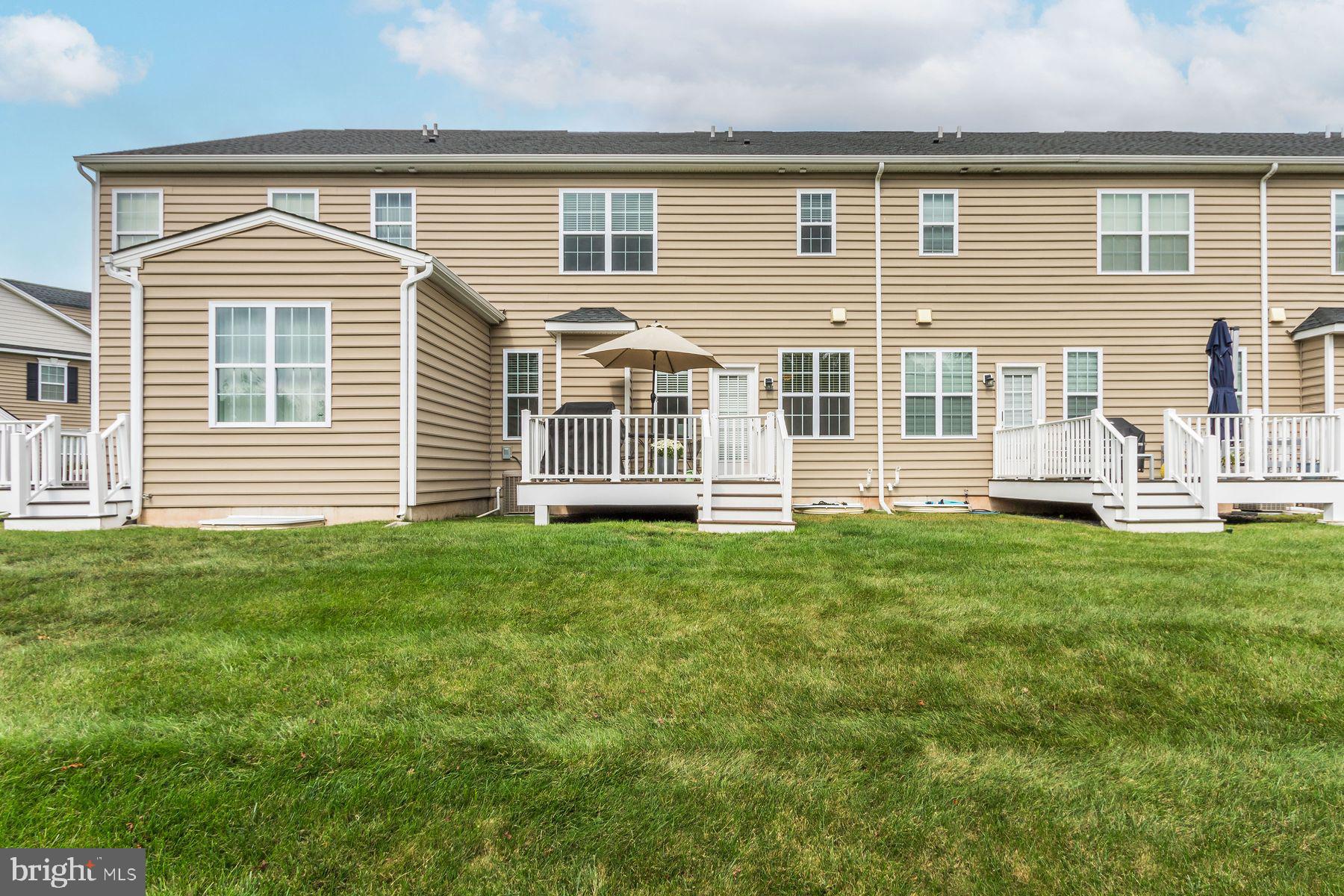 COLEBROOK - Residential