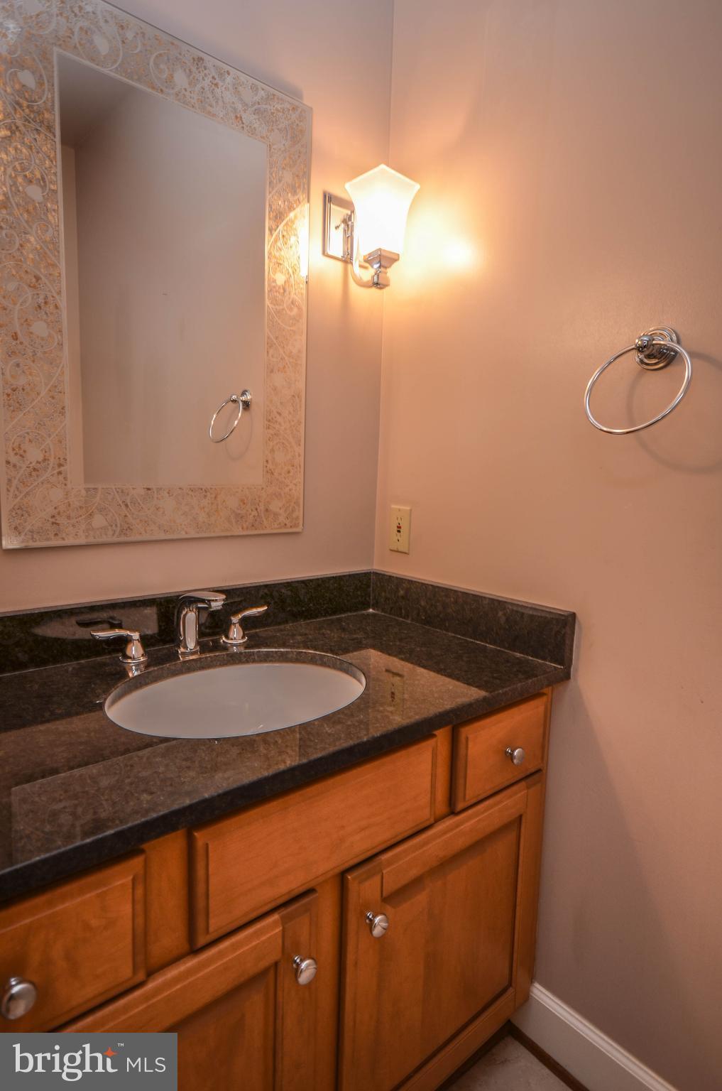 RIVER FALLS - Residential Lease