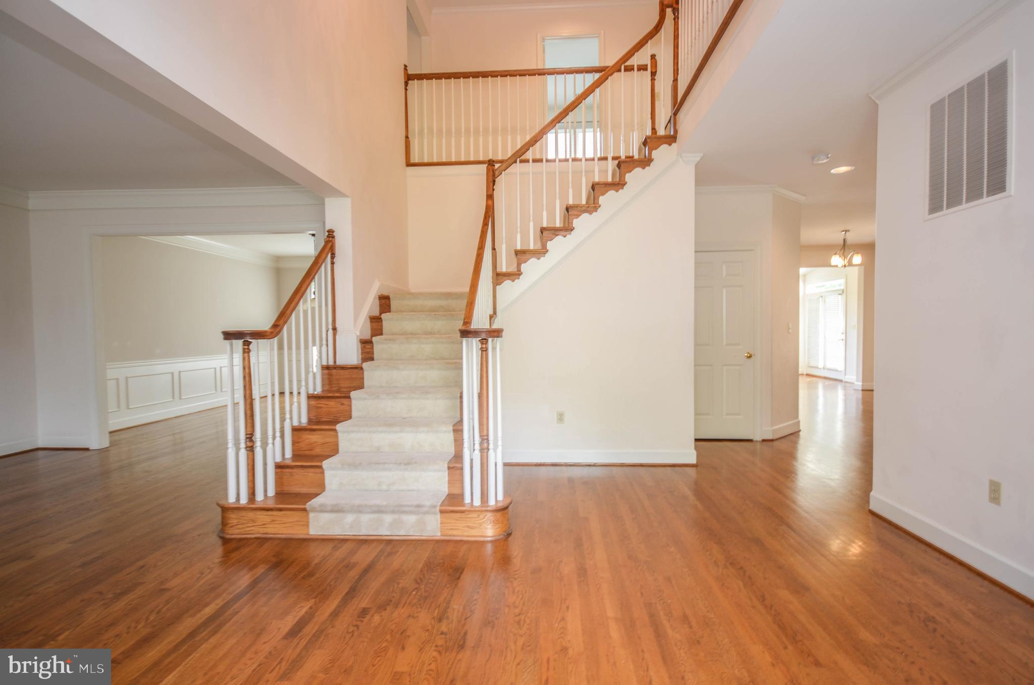 RIVER FALLS - Residential Lease