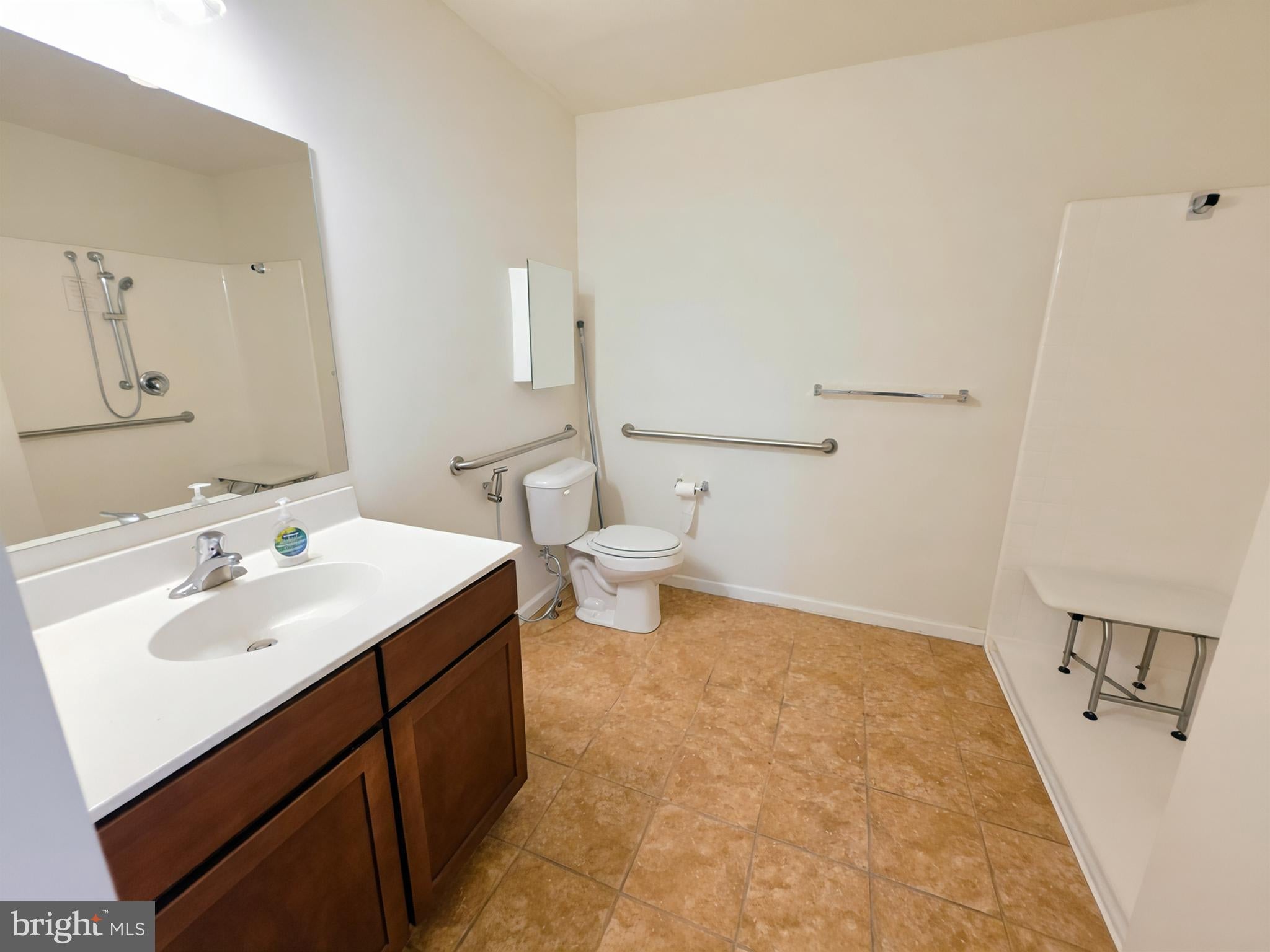 121 S 43RD STREET 33 102