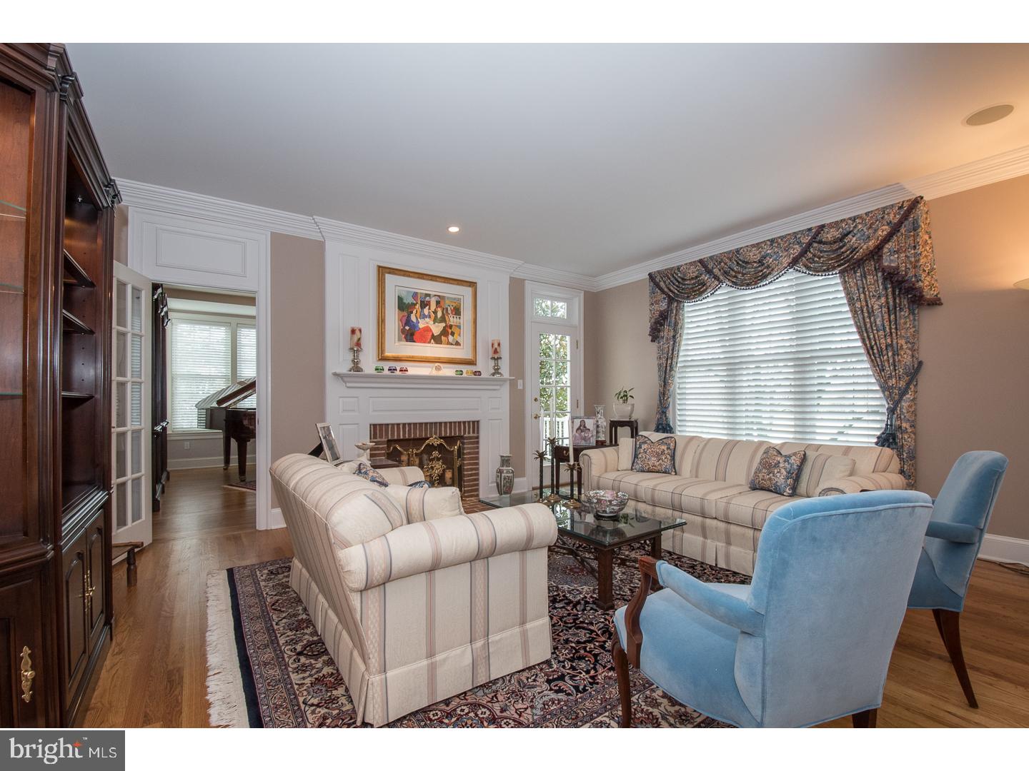 MAPLE HILL - Residential