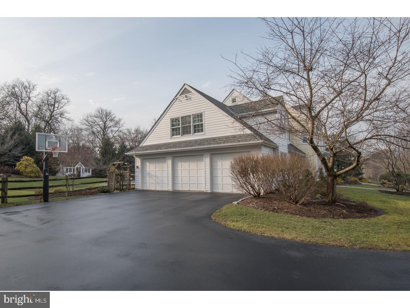 MAPLE HILL - Residential