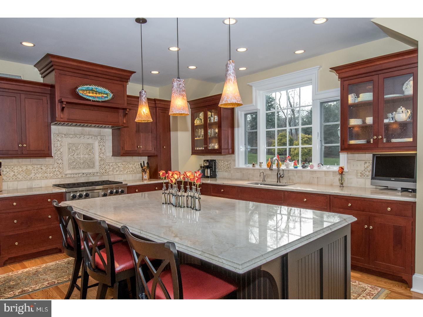 MAPLE HILL - Residential