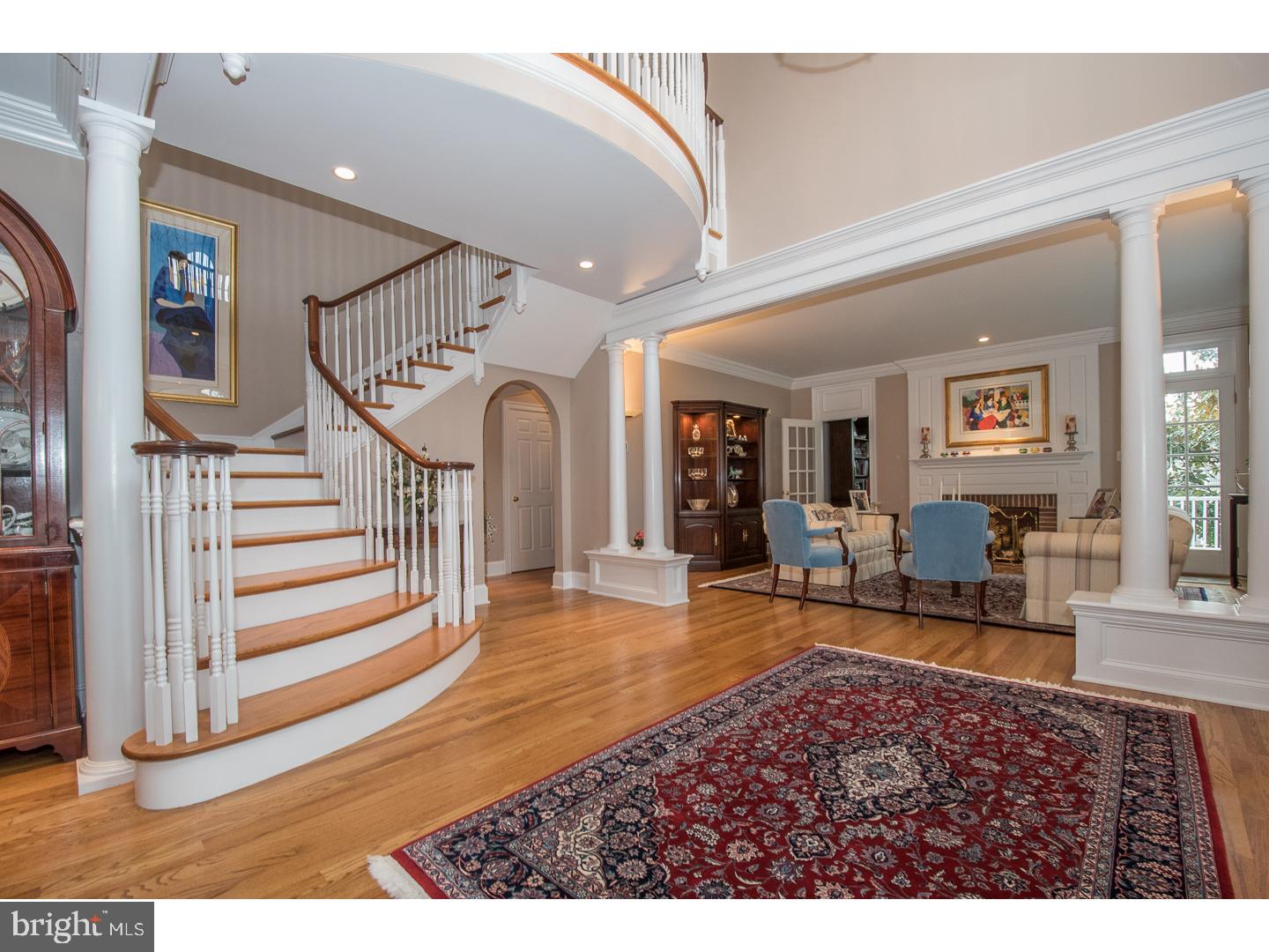 MAPLE HILL - Residential