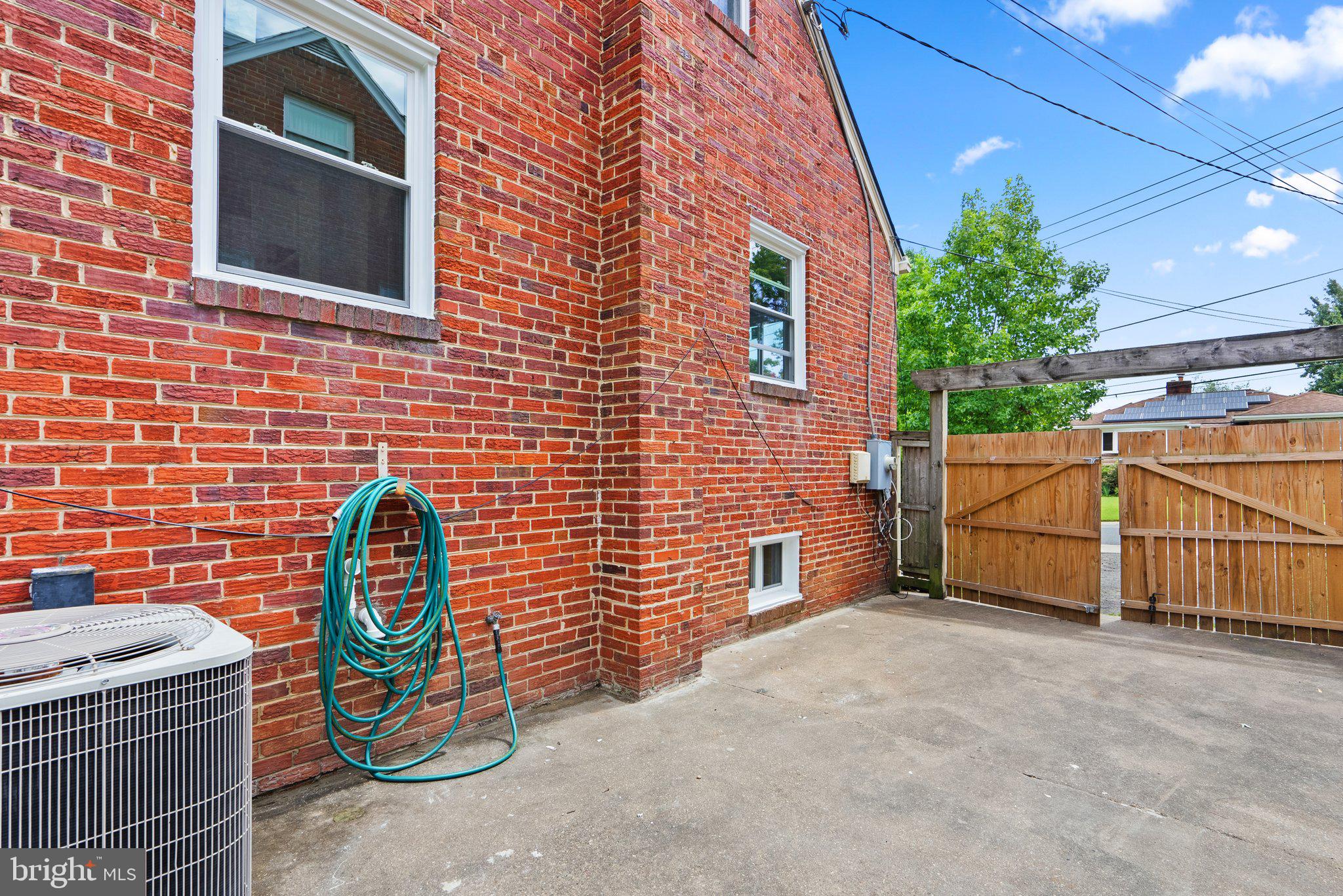 CARROLL KNOLLS - Residential